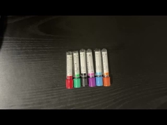 Bei der Beförderung von Exemplaren werden Komfort-Kits eingesetzt, die eine sichere Handhabung mit allen notwendigen Schutzverpackungen sicherstellen.